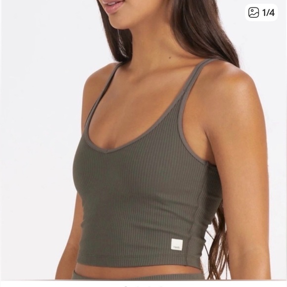 Vuori Rib Top & Daily Jogger in Oregano Green Matching Set . Size M - Picture 3 of 13